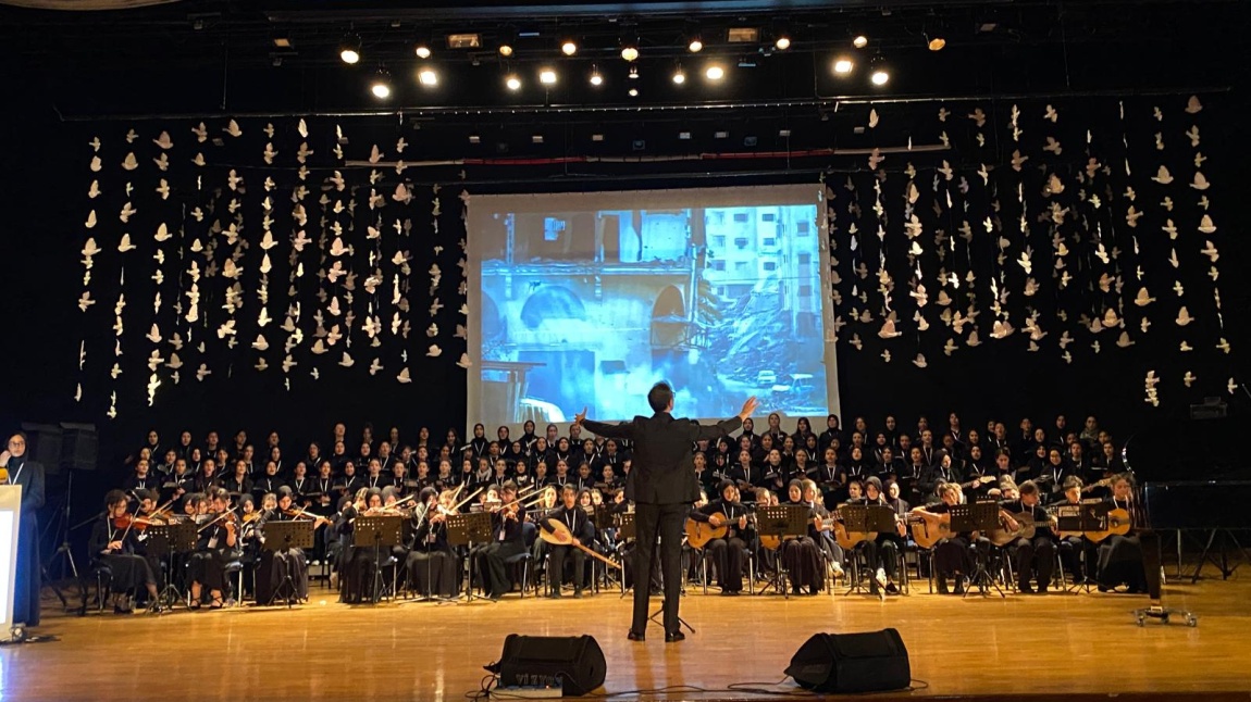 İmam hatip öğrencileri Gazze için 6 dilde konser verdi